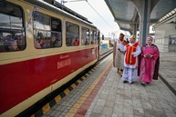 Zväčšiť fotografiu - Električka na sviatok opäť vyjde na koľaje - Zmensene_trojkralova_2023__79_