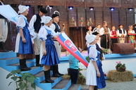 Folklór oslavoval, na myjave sa už po šesťdesiatykrát stretli domáce a zahraničné folklórne súbory, v starej turej sa po piatykrát diali divné veci - IMG_0318