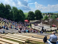 Zväčšiť fotografiu - Folklórna sobota v podaní jubilejných trenčianskych folklórnych slávností či festivalu dychových hudieb - 20220604_144415