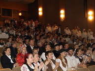 Folklórne podujatia v trenčianskom kraji roztočili sukne desiatkam folkloristiek - NOSITELIA TRADICII (4)_resize