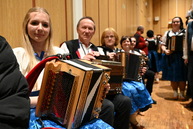 Zväčšiť fotografiu - Heligonkári rozozvučali púchovskú dolinu