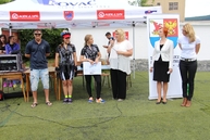 Hendikepovaní cyklisti a známe osobnosti prebicyklovali v rámci parasport24 tour slovenskom približne 400 kilometrov. aby pomáhali... - IMG_0212