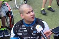 Hendikepovaní cyklisti a známe osobnosti prebicyklovali v rámci parasport24 tour slovenskom približne 400 kilometrov. aby pomáhali... - IMG_0233