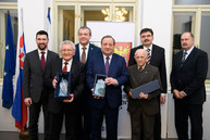 Zväčšiť fotografiu - Hľadanie výnimočných osobností trenčianskeho kraja pokračuje! - vyzva 2020