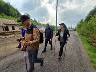 Zväčšiť fotografiu - Hviezdicový výstup na maguru otvoril turistickú sezónu, hasiči v lúkach oslávili jubileum - 20220507_081833