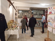 Zväčšiť fotografiu - Hviezdicový výstup na maguru otvoril turistickú sezónu, hasiči v lúkach oslávili jubileum - 20220507_143353
