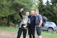 Zväčšiť fotografiu - Hviezdicový výstup na maguru otvoril turistickú sezónu, hasiči v lúkach oslávili jubileum - IMG_8049
