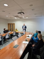 Zväčšiť fotografiu - K ženám by sme sa mali správať s úctou - 20230307_142803