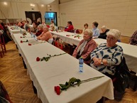 Zväčšiť fotografiu - K ženám by sme sa mali správať s úctou - 20230307_154307