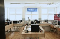 Zväčšiť fotografiu - Knižku k okrúhlemu jubileu školy uviedol do života robot - DSC_5068