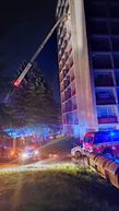 Zväčšiť fotografiu - Kraj pomôže rodinám z požiarom zasiahnutej bytovky - zdroj aktuality 3