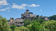 Zväčšiť fotografiu - Krajskú dominantu za prvý polrok navštívilo 74 tisíc ľudí - trenciansky-hrad3