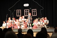 Zväčšiť fotografiu - Kultúrny víkend v znamení osláv mesta, podjavorinských slávností či detského folklórneho festivalu