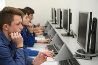 Zväčšiť fotografiu - Kvalitu vzdelávania na 9 župných stredných školách pomôžu zvýšiť špeciálni zamestnanci - studenti4