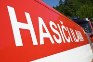Zväčšiť fotografiu - Malí hasiči, dožinky aj dychovka