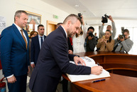 Malý formát vlády sr po prvýkrát zasadol v trenčianskom kraji, slávnostne poklepaný bol aj základný kameň hokejovej akadémie - 20191011_TSK_Pellegrini_117w