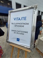 Zväčšiť fotografiu - Medline otvoril v partizánskom nový závod - 20220524_103256
