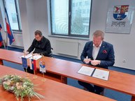 Zväčšiť fotografiu - Memorandum umožní vytvorenie vzorového modelu spolupráce - 20221024_114004