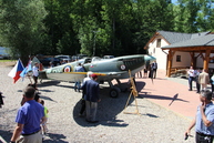 Mená a skutky hrdinov druhej svetovej vojny si pripomenuli v lednických rovniach, odhalili pamätník letcovi raf antonovi vankovi - IMG_0613