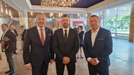Zväčšiť fotografiu - Mesto považská bystrica ocenilo župnú školu! - 20230616_161555