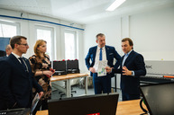 Zväčšiť fotografiu - Miesto, kde sa kreativita stáva realitou - TNuni_FabLab_otvorenie_mini (28 of 48)
