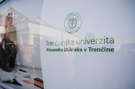 Zväčšiť fotografiu - Miesto, kde sa kreativita stáva realitou - TNuni_FabLab_otvorenie_mini (9 of 48)