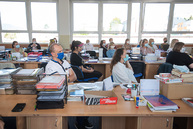 Zväčšiť fotografiu - Ministerská návšteva preverila opatrenia aj názory z praxe - TSK_Návšteva ministra GYM PD (18 of 21)