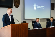Zväčšiť fotografiu - Mladá študentská organizácia už druhý rok zlepšuje stav stredoškolského vzdelávania - 
