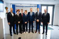 Zväčšiť fotografiu - Mladá študentská organizácia už druhý rok zlepšuje stav stredoškolského vzdelávania - 