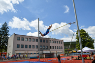 Zväčšiť fotografiu - Modernú atletickú dráhu otestovali aj hviezdni športovci - Foto-2641