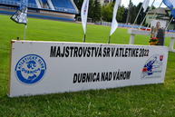 Zväčšiť fotografiu - Modernú atletickú dráhu otestovali aj hviezdni športovci - Foto-2650