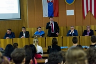Moderovaného dialógu s názvom podpora talentu v kraji sa zúčastnilo takmer 80 žiakov - ROD_5513 (1024x683)