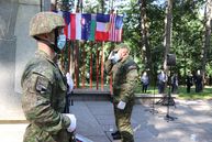 Zväčšiť fotografiu - Na brezine sa opäť spomínalo na hrdinov slovenského národného povstania - IMG_1052