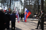 Zväčšiť fotografiu - Na brezine si pripomenuli oslobodenie krajského mesta