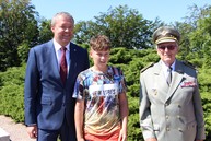 Zväčšiť fotografiu - Na hrdinov slovenského národného povstania spomínali na jankovom vŕšku - IMG_0223