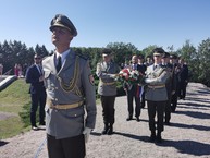 Zväčšiť fotografiu - Na hrdinov slovenského národného povstania spomínali na jankovom vŕšku - IMG_20200822_105724