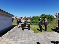 Zväčšiť fotografiu - Na hrdinov slovenského národného povstania spomínali na jankovom vŕšku - IMG_20200822_110043