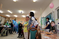 Zväčšiť fotografiu - Na karnevale v css jesienka sa zabávali pestrofarebné masky - Karneval 2019_CSS Jesienka Myjava (10)