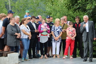 Zväčšiť fotografiu - Na odkaz snp nezabúdajú ani v trenčianskom kraji - IMG_2580
