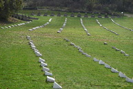 Zväčšiť fotografiu - Na vojenskom cintoríne si pripomenuli koniec veľkej vojny