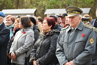 Zväčšiť fotografiu - Na vojenskom cintoríne si pripomenuli koniec veľkej vojny