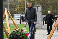 Zväčšiť fotografiu - Na vojenskom cintoríne si pripomenuli koniec veľkej vojny