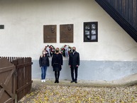 Zväčšiť fotografiu - Na významné osobnosti sa nezabúda ani počas pandémie - IMG-2478