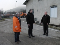 Na „štefana“ sa trenčiansky župan vybral do práce za tými, čo nesviatkujú s rodinami. návštevy plánuje aj na 31.12.2015 a 6.1.2016. - SC TSK_PUCHOV_26122015 (4)