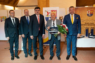 Zväčšiť fotografiu - Najvyššie ocenenie kraja si odniesli 4 jednotlivci a 2 kolektívy - 20220527_Verejne_uznania_TSK_063w