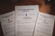 Zväčšiť fotografiu - Najvyššie ocenenie za najzaujímavejšie podujatie školskej knižnice putuje do trenčína.