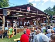 Zväčšiť fotografiu - Nedeli v kraji dominovali lednické dožinky - 20220814_165031