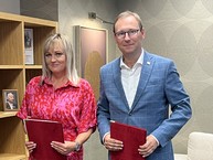 Zväčšiť fotografiu - Neet in need podpis - IMG_0203-orezane na 4,3 na nahlad