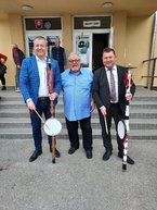 Zväčšiť fotografiu - Neoceniteľnú úlohu mám oslávili na viacerých miestach v trenčianskom kraji - 20220507_164154