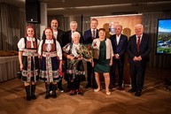 Zväčšiť fotografiu - Nominujte výnimočné osobnosti na najvyššie ocenenie kraja